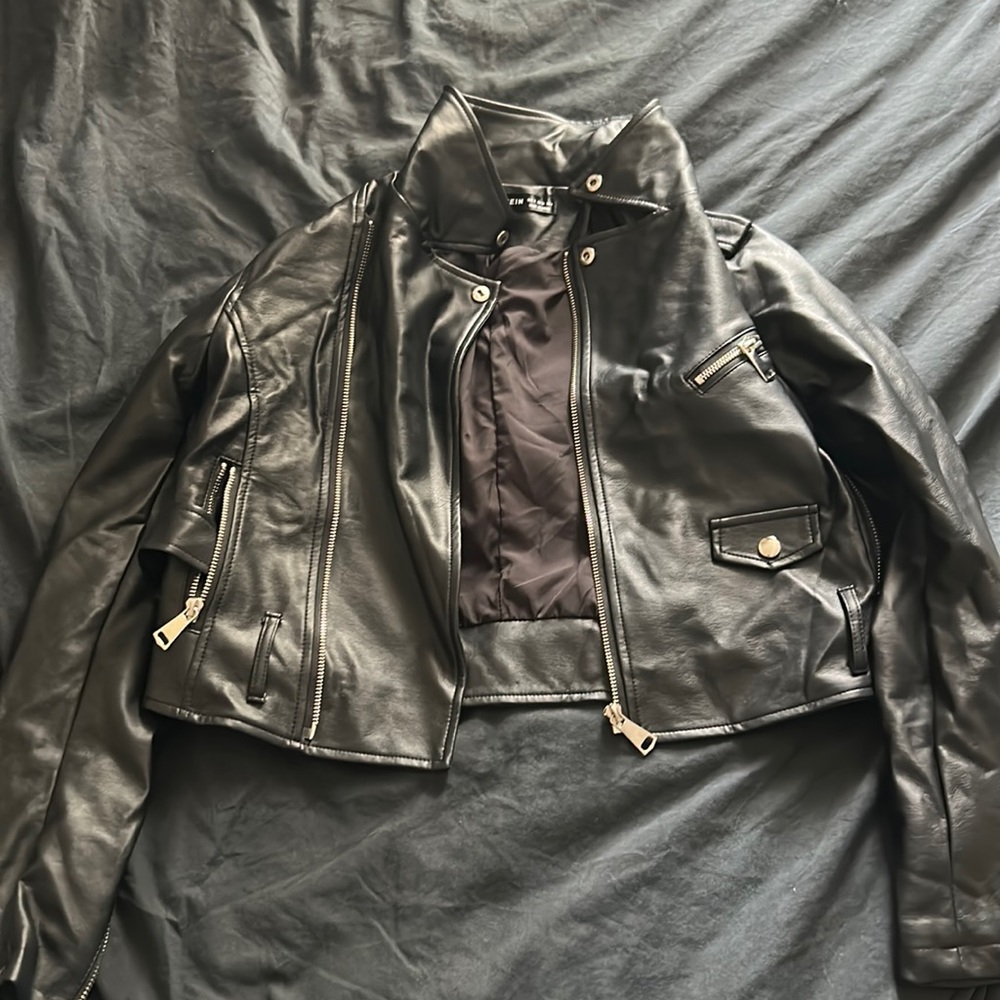 Leather jacket never been worn size 4